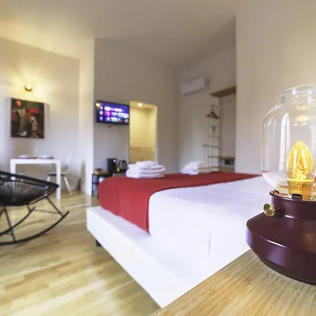 Lavagnini My Place Bed & Breakfast 4*